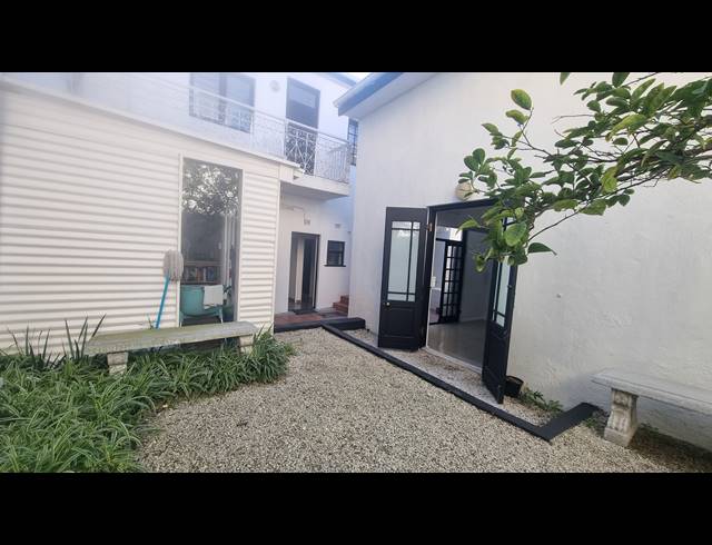 48M² SERVICED OFFICE TO LET IN CAPE TOWN CITY CENTRE